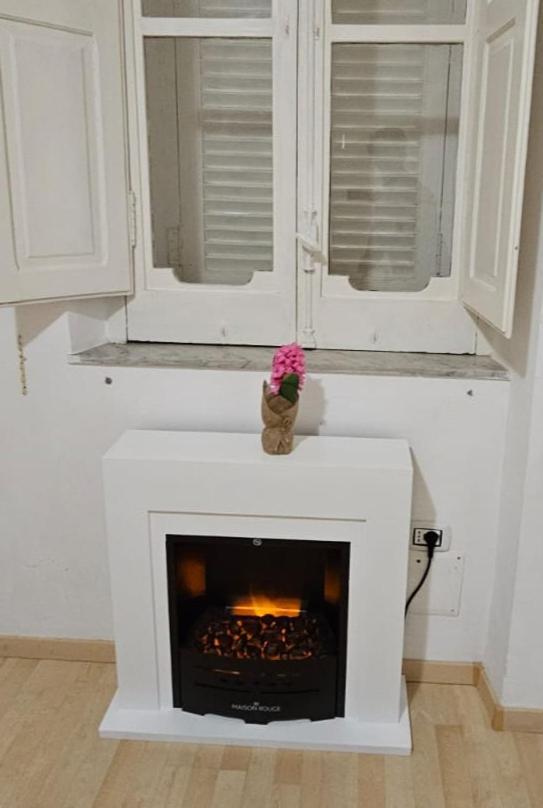 Vittoria Guest House 萨莱诺 外观 照片