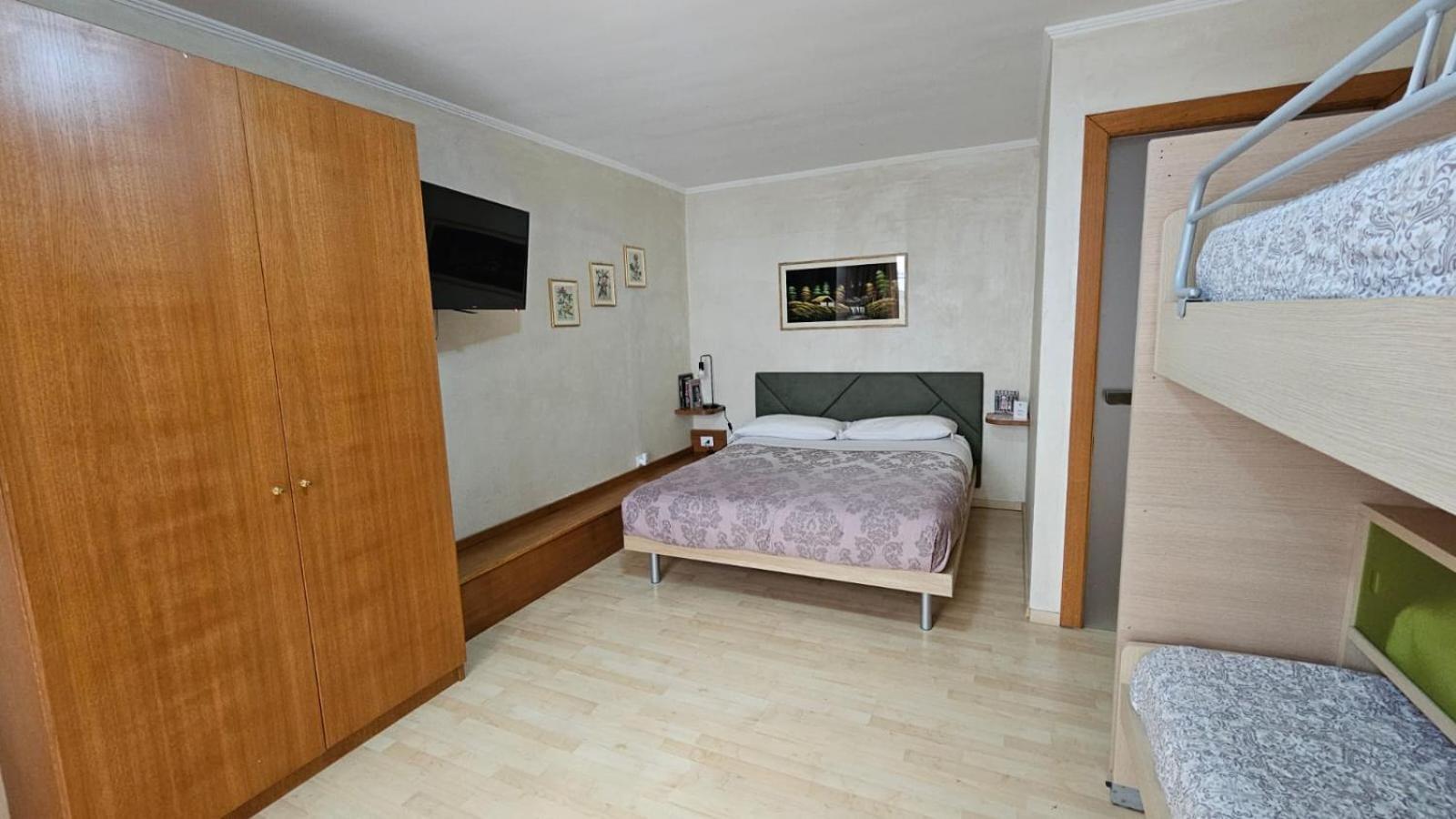Vittoria Guest House 萨莱诺 外观 照片