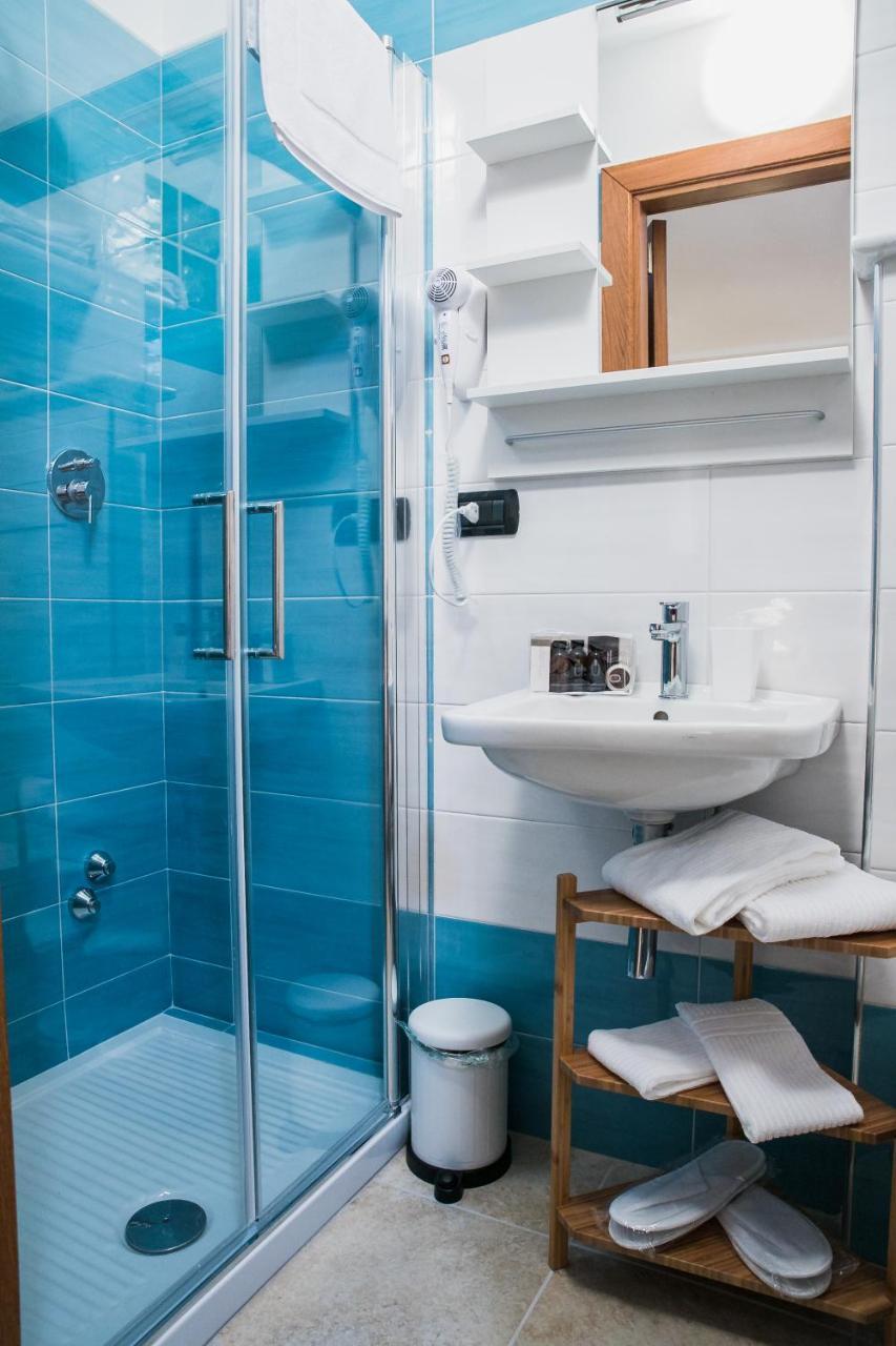 Vittoria Guest House 萨莱诺 外观 照片